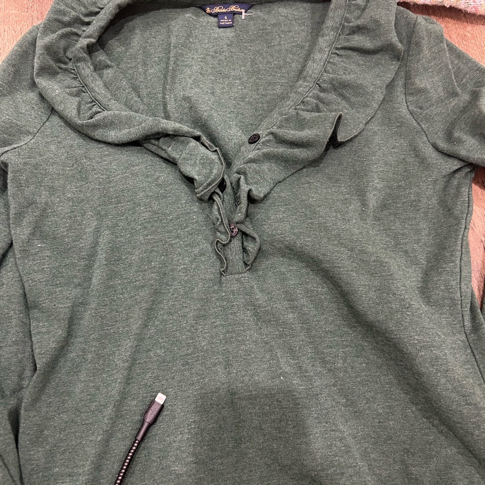Brooks Brothers New Green Ruffled Top & dark green Garnet Hill tunic Brooks